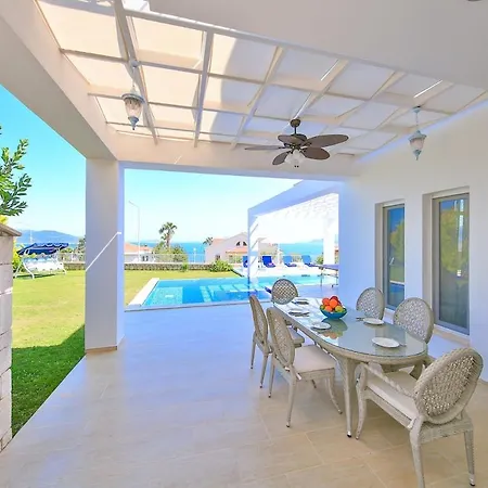 וילה Rueya Kas,peninsula With Lawn Garden