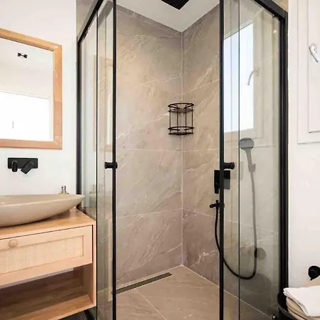 Rueya Kas,peninsula With Lawn Garden * קס