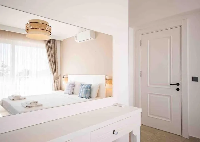 Rueya Kas,peninsula With Lawn Garden * Kaş