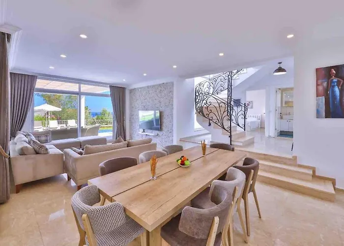 Villa Rueya Kas,peninsula With Lawn Garden