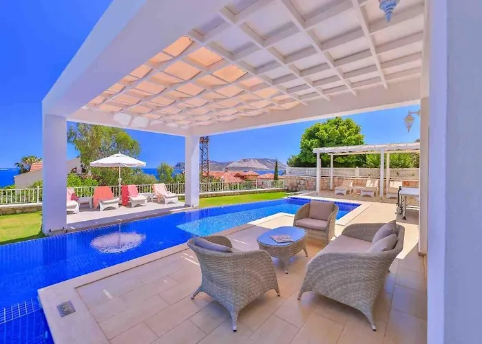 Villa Rueya Kas,peninsula With Lawn Garden