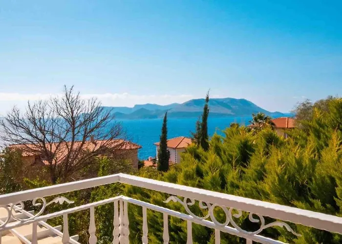 Villa Rueya Kas,peninsula With Lawn Garden *