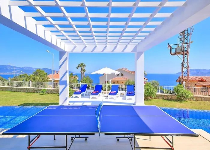 Rueya Kas,peninsula With Lawn Garden *