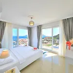 Villa Rueya Kas,peninsula With Lawn Garden